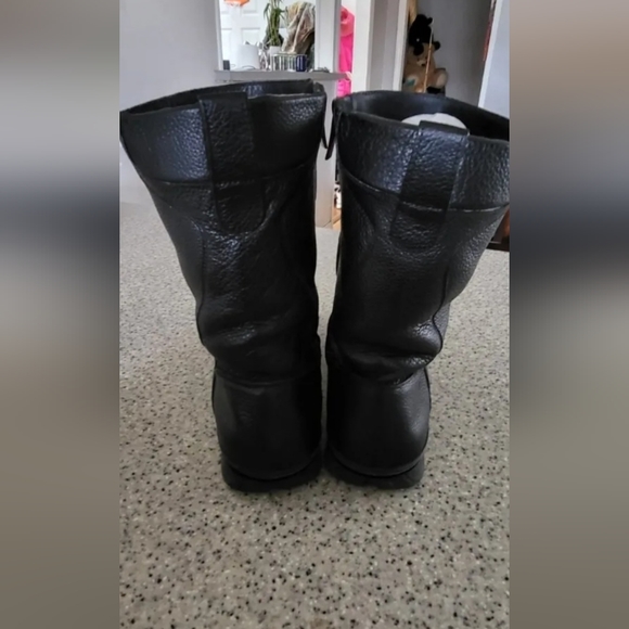 Salvatore ferragamo boots - Picture 3 of 8